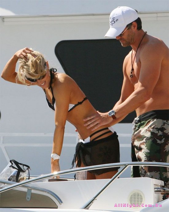 Gretchen Rossi   (8 )