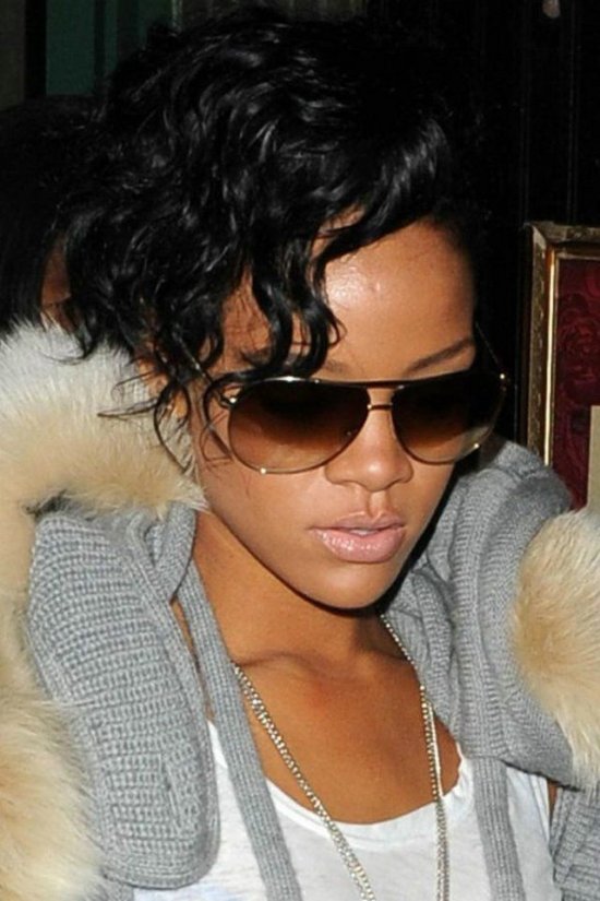 Rihanna   (8 )