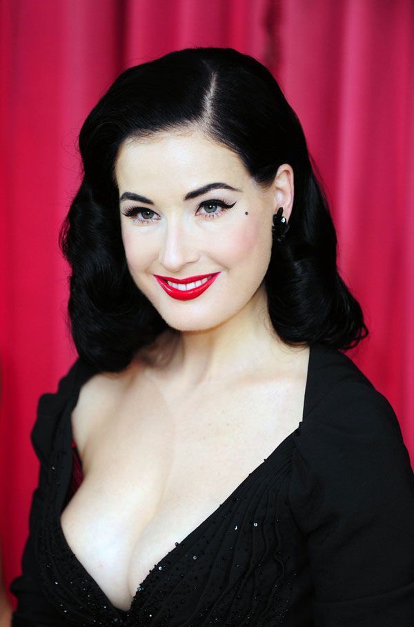 Дита фон Тиз фото - голая Dita Von Teese - 634 images leaked from Onlyfans, Patreon, Fansly.