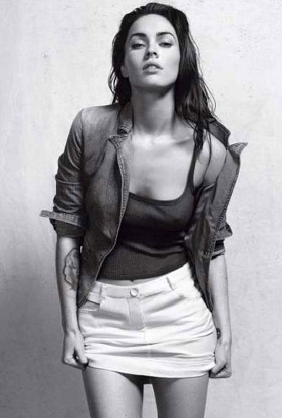 Megan Fox   Armani (6 )