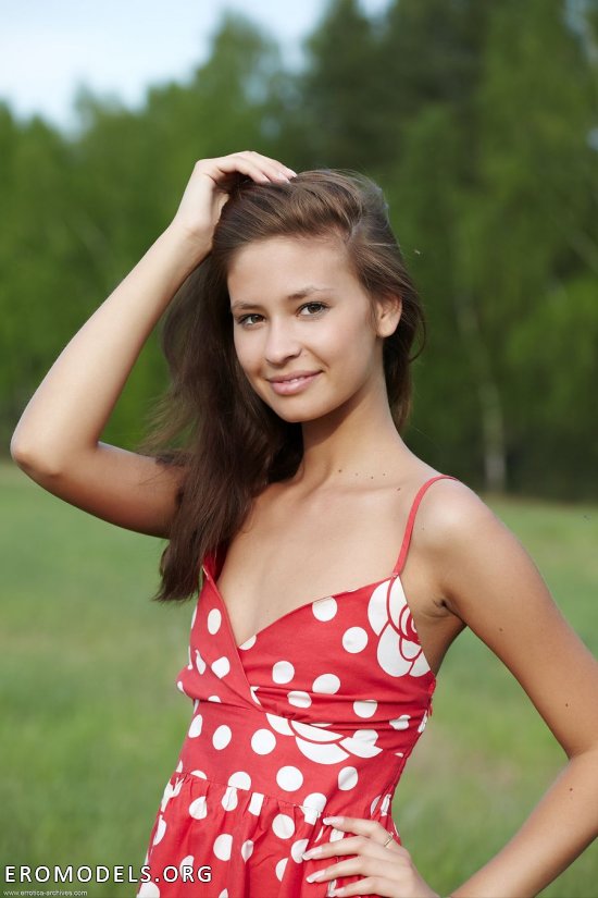      Irina (20 )